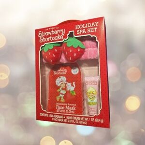 Strawberry Shortcake Holiday Spa Set Headband, Face Mask & Hand Lotion
